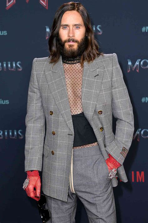 Jared leto looksmax 20 Odd Questions; Jared Leto on Aging, Traveling With Your Pillow and a $5 Hat From 7-Eleven The shape-shifting actor talks about his new lifestyle brand, playing Karl Lagerfeld, and why heinous
